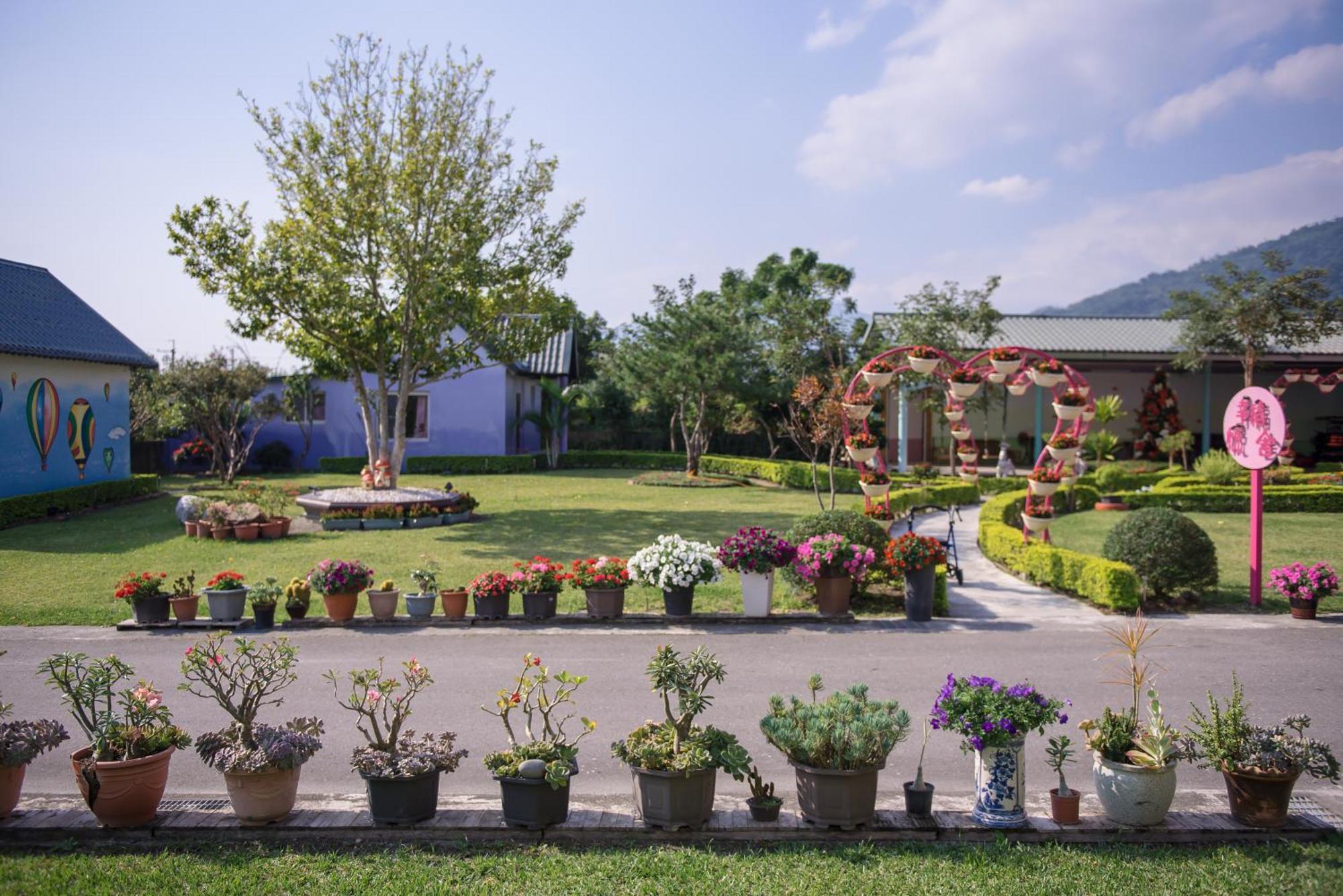 Xinfu Traveler Inn Taiping  Esterno foto